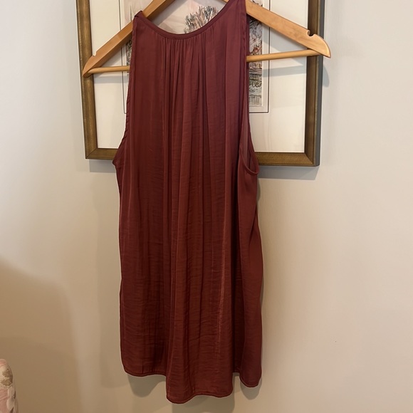 Top by Vince Camuto - Picture 2 of 4